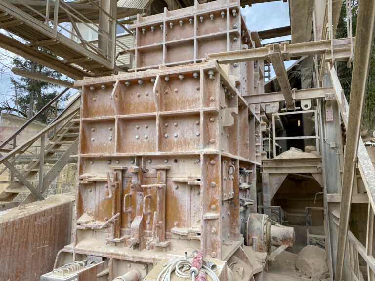 Böhringer – Pre-crusher plant / Vorbrecher Anlage - Slagbreker: afbeelding 1 Böhringer – Pre-crusher plant / Vorbrecher Anlage - Slagbreker: afbeelding 1