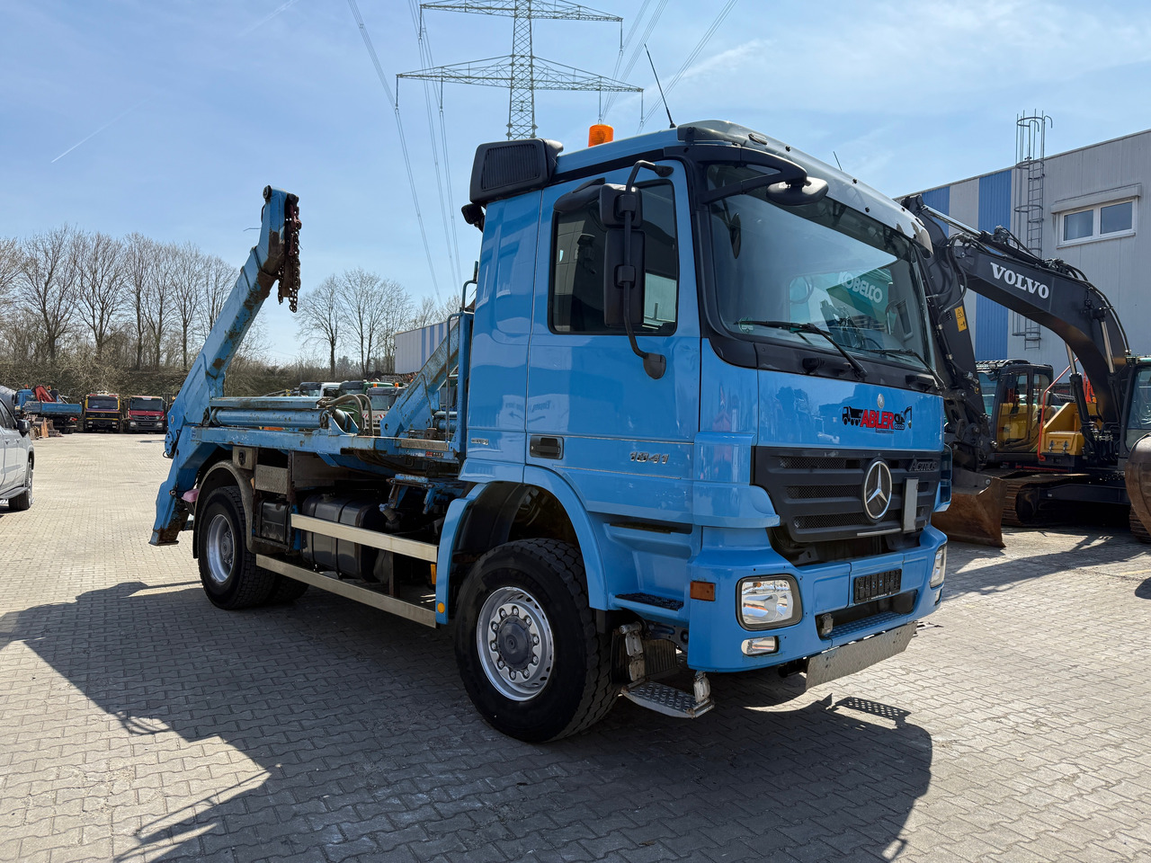 Mercedes-Benz 1841 Actros MP2 Absetzkipper 4x4 Allrad Klima - Portaalarmsysteem vrachtwagen: afbeelding 4 Mercedes-Benz 1841 Actros MP2 Absetzkipper 4x4 Allrad Klima - Portaalarmsysteem vrachtwagen: afbeelding 4