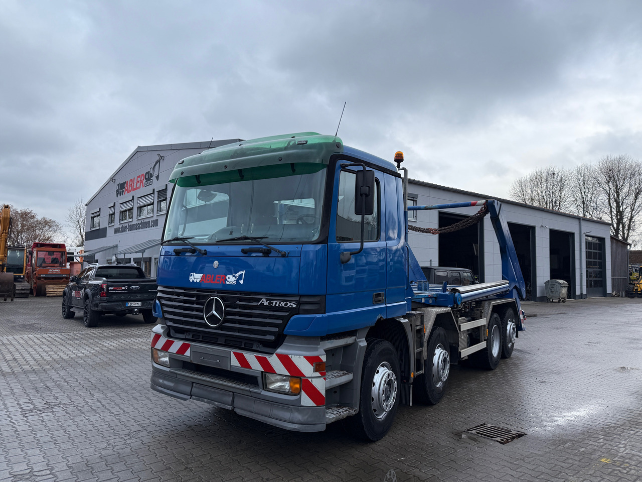 Mercedes-Benz 3243 Actros MP1 4-Achs Absetzkipper - Portaalarmsysteem vrachtwagen: afbeelding 2 Mercedes-Benz 3243 Actros MP1 4-Achs Absetzkipper - Portaalarmsysteem vrachtwagen: afbeelding 2