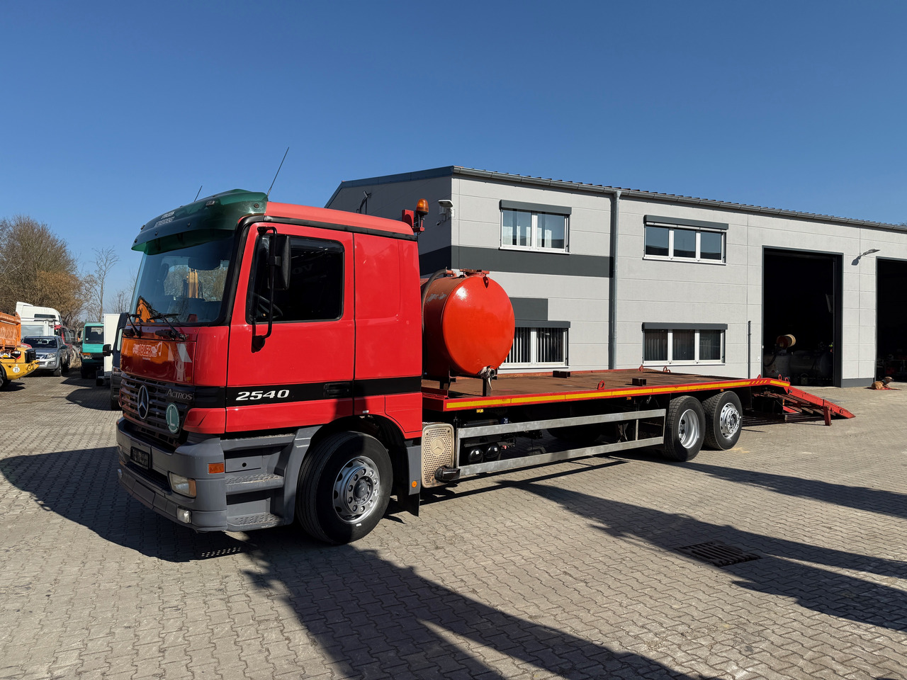 Mercedes-Benz 2540 Actros MP1 Baumaschinentrnasporter - Vrachtwagen: afbeelding 4 Mercedes-Benz 2540 Actros MP1 Baumaschinentrnasporter - Vrachtwagen: afbeelding 4