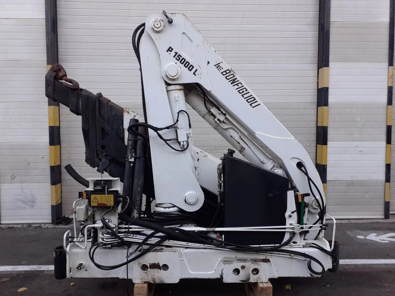 Grúa Bonfiglioli P.15000L - Autolaadkraan voor Vrachtwagen: afbeelding 3 Grúa Bonfiglioli P.15000L - Autolaadkraan voor Vrachtwagen: afbeelding 3