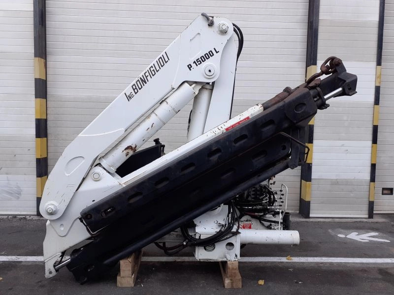 Grúa Bonfiglioli P.15000L - Autolaadkraan voor Vrachtwagen: afbeelding 2 Grúa Bonfiglioli P.15000L - Autolaadkraan voor Vrachtwagen: afbeelding 2