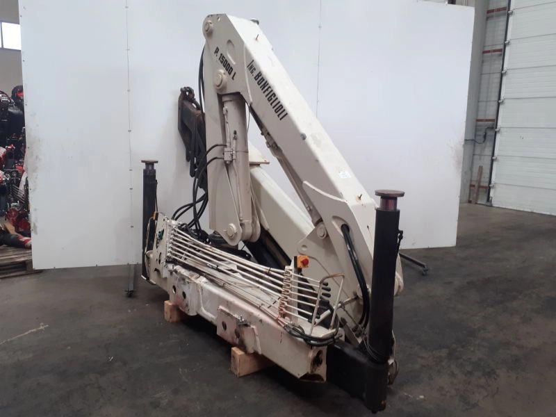 Grúa Bonfiglioli P15000L - Autolaadkraan voor Vrachtwagen: afbeelding 5 Grúa Bonfiglioli P15000L - Autolaadkraan voor Vrachtwagen: afbeelding 5