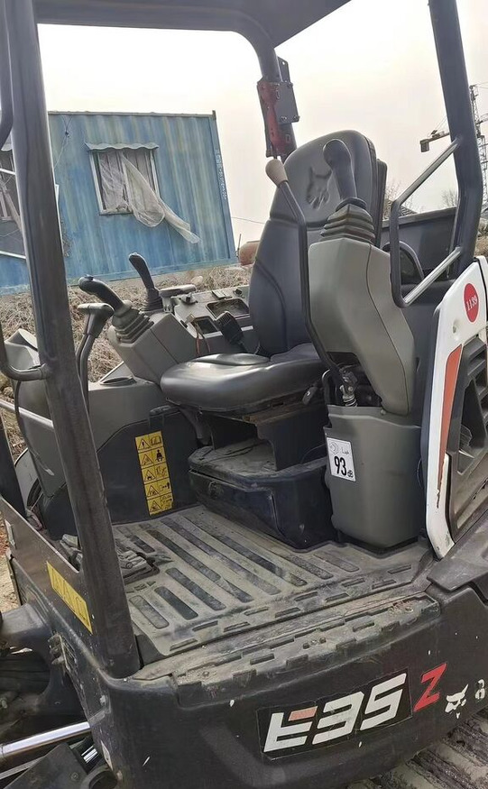 Bobcat E35 - Minigraafmachine: afbeelding 3 Bobcat E35 - Minigraafmachine: afbeelding 3