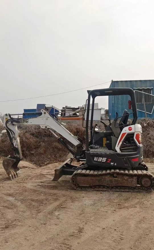 Bobcat E35 - Minigraafmachine: afbeelding 1 Bobcat E35 - Minigraafmachine: afbeelding 1