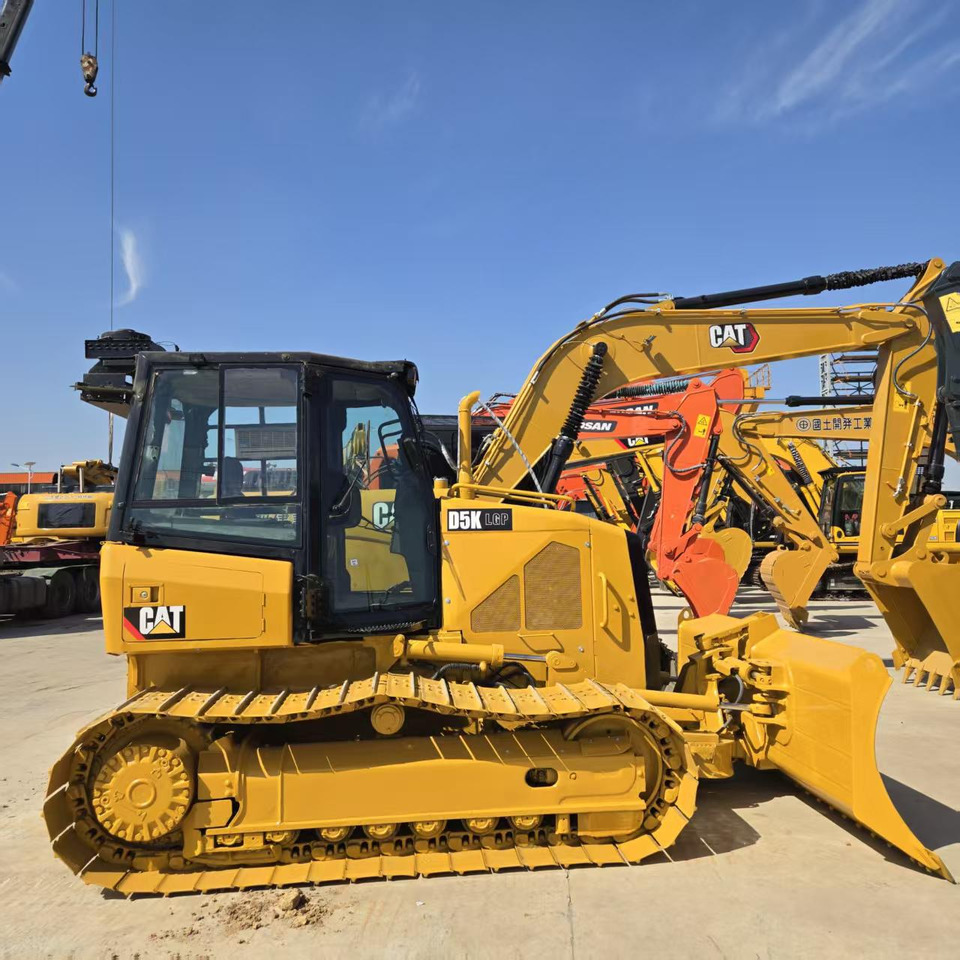 Caterpillar D5K - Rupsgraafmachine: afbeelding 2 Caterpillar D5K - Rupsgraafmachine: afbeelding 2