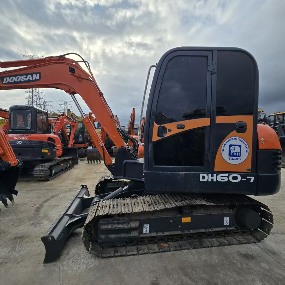 DOOSAN DH60 - Minigraafmachine: afbeelding 5 DOOSAN DH60 - Minigraafmachine: afbeelding 5