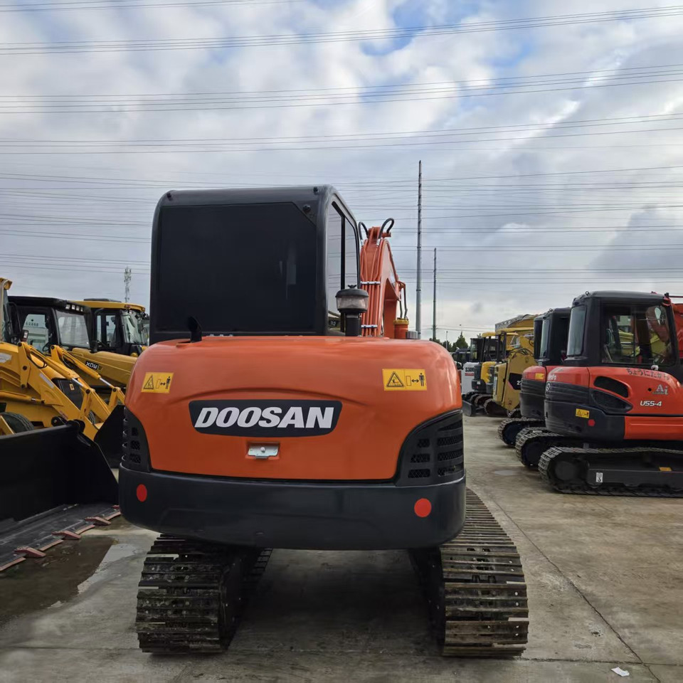 DOOSAN DH60 - Minigraafmachine: afbeelding 3 DOOSAN DH60 - Minigraafmachine: afbeelding 3