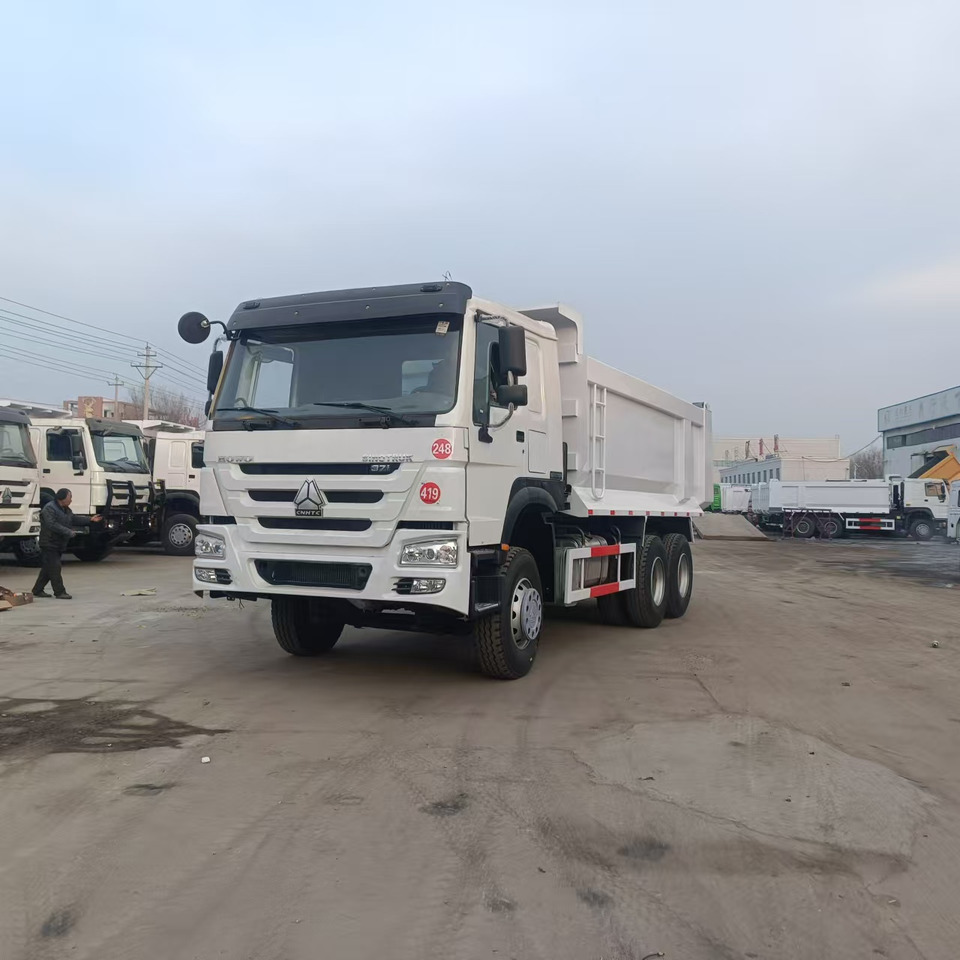 Sinotruk HOWO 371 6*4 Dump truck - Kipper vrachtwagen: afbeelding 3 Sinotruk HOWO 371 6*4 Dump truck - Kipper vrachtwagen: afbeelding 3