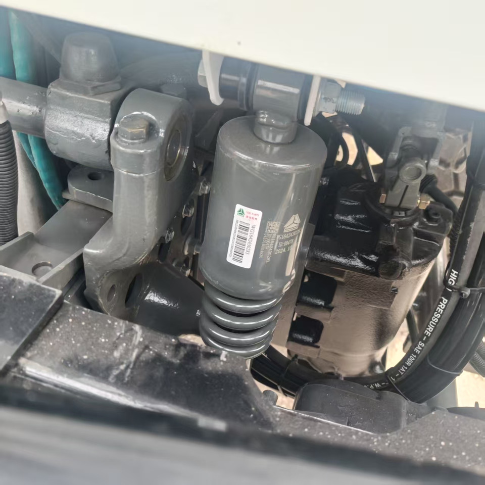 Nieuw Kipper vrachtwagen Sinotruk HOWO 400 6*4 Dump truck: afbeelding 6