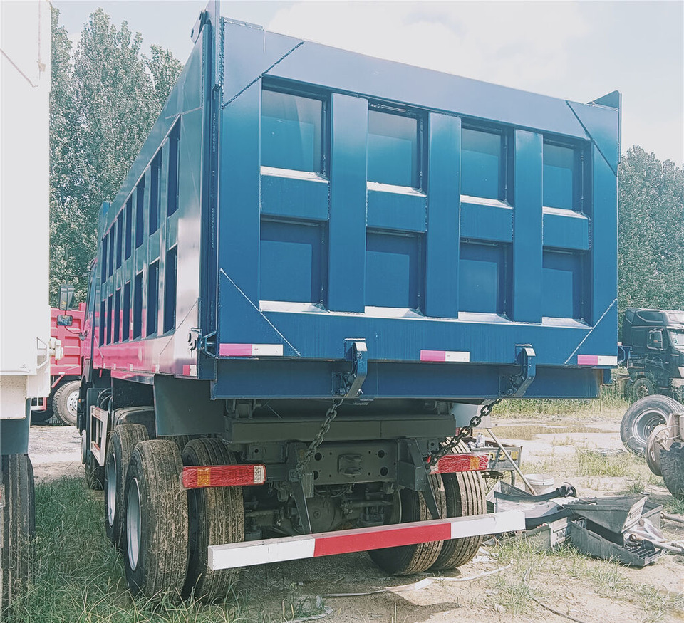Sinotruk HOWO 6*4 Dump truck - Kipper vrachtwagen: afbeelding 5 Sinotruk HOWO 6*4 Dump truck - Kipper vrachtwagen: afbeelding 5