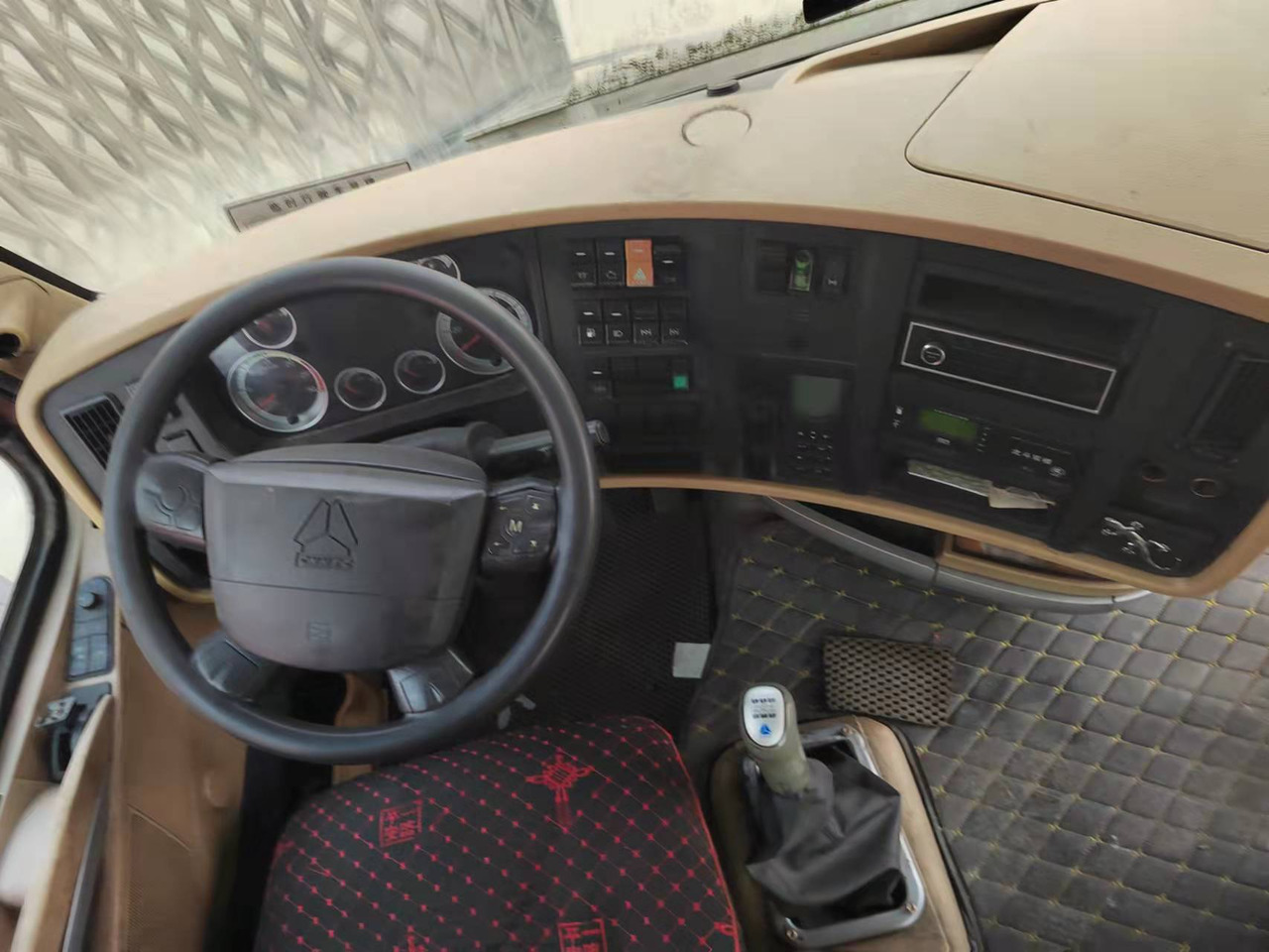 Minidumper Sinotruk HOWO A7: afbeelding 6