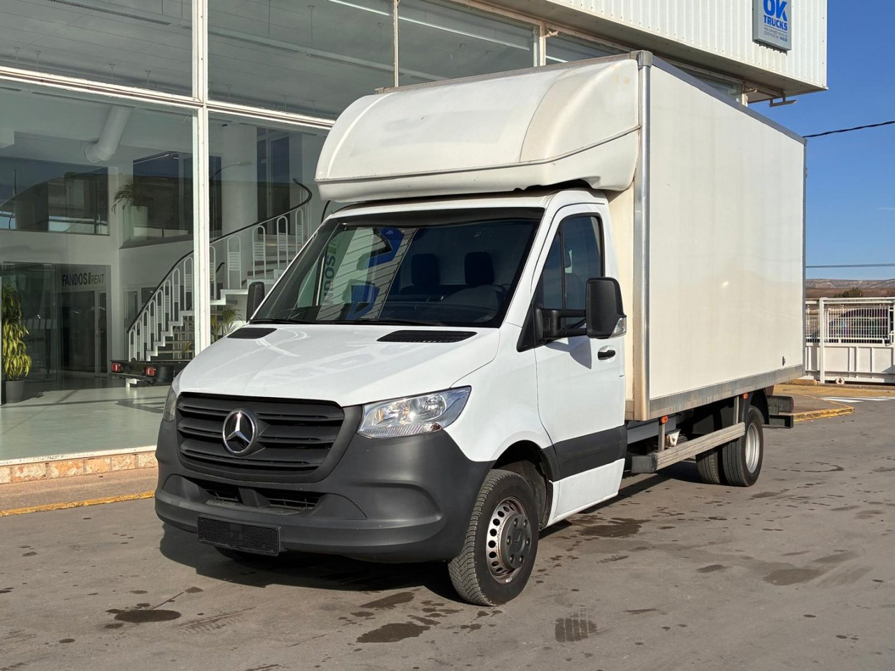 Caja cerrada Mercedes Sprinter 514 20m3 con puertas traseras - Bestelwagen gesloten laadbak: afbeelding 1 Caja cerrada Mercedes Sprinter 514 20m3 con puertas traseras - Bestelwagen gesloten laadbak: afbeelding 1