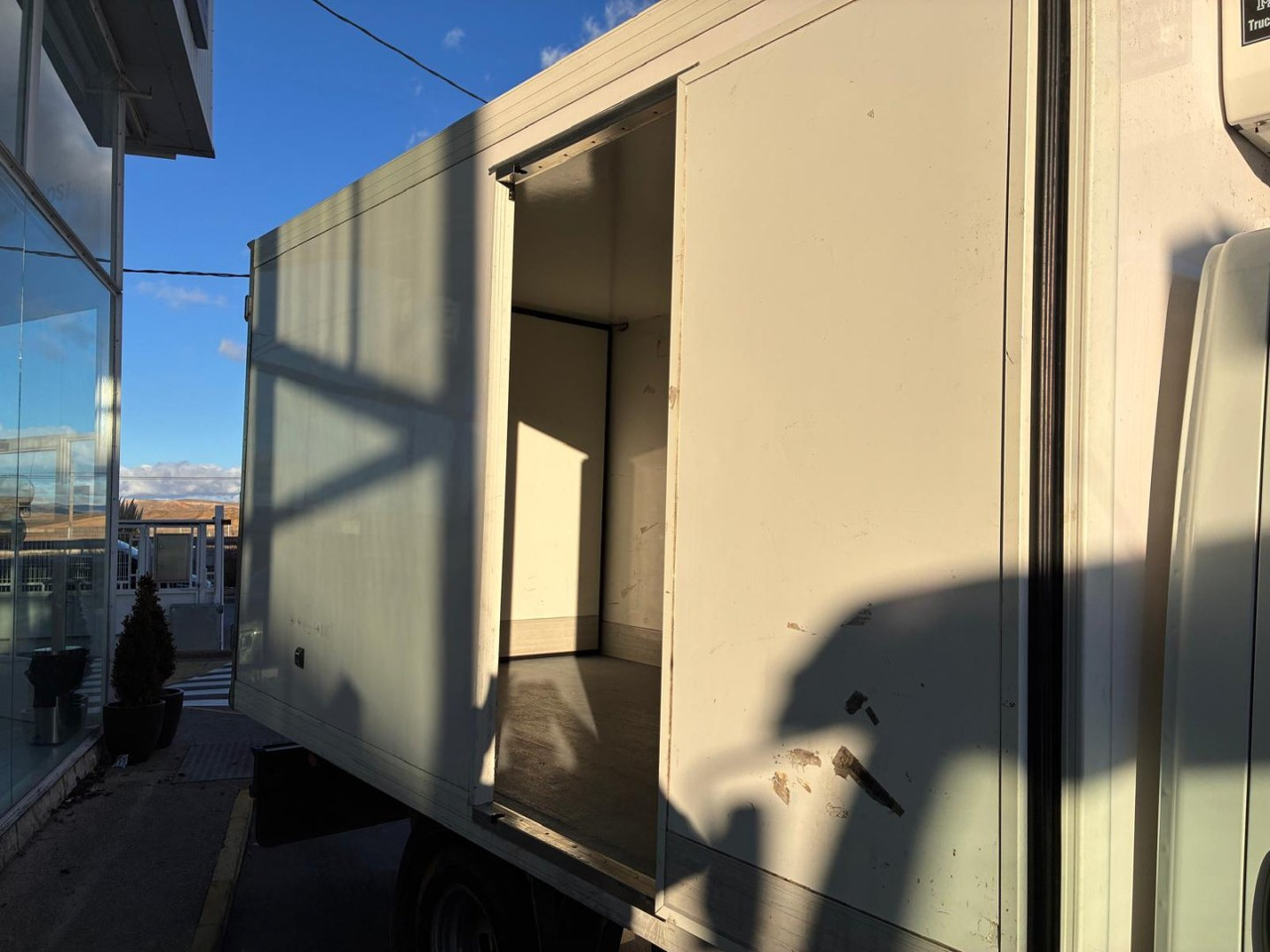 Frigorífico IVECO 35C16 3.0 FRIGORIFICA - Koelwagen: afbeelding 4 Frigorífico IVECO 35C16 3.0 FRIGORIFICA - Koelwagen: afbeelding 4