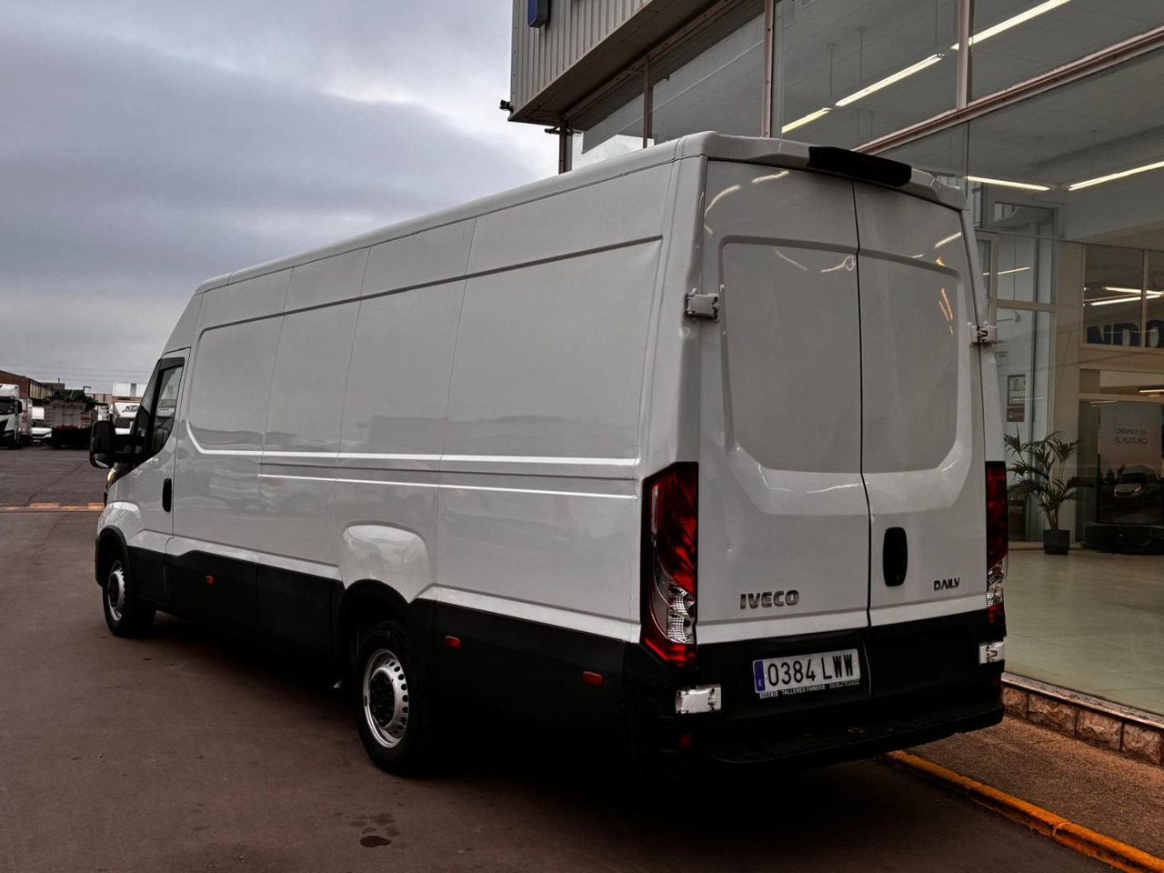 Furgón IVECO 35S14 V 16m3 - Gesloten bestelwagen: afbeelding 4 Furgón IVECO 35S14 V 16m3 - Gesloten bestelwagen: afbeelding 4