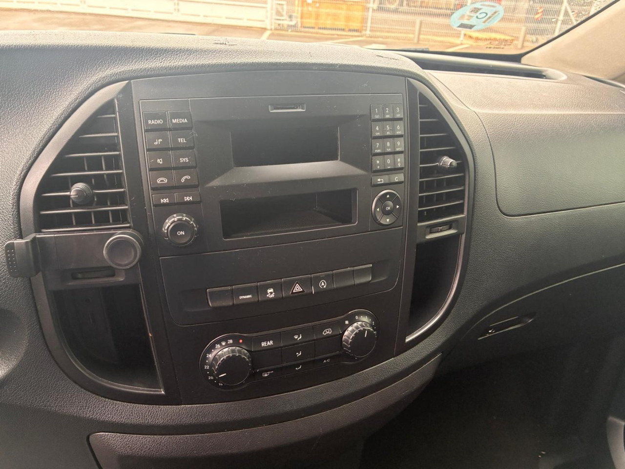 Gesloten bestelwagen Furgón Mercedes Vito Tourer Pro 115 dci automática.: afbeelding 12 Gesloten bestelwagen Furgón Mercedes Vito Tourer Pro 115 dci automática.: afbeelding 12