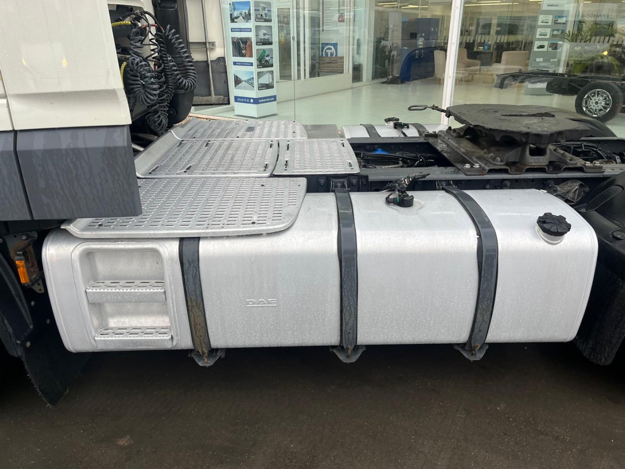Leasing  Cabeza Tractora DAF 480 AUTOMATICA CON INTARDER Cabeza Tractora DAF 480 AUTOMATICA CON INTARDER: afbeelding 9