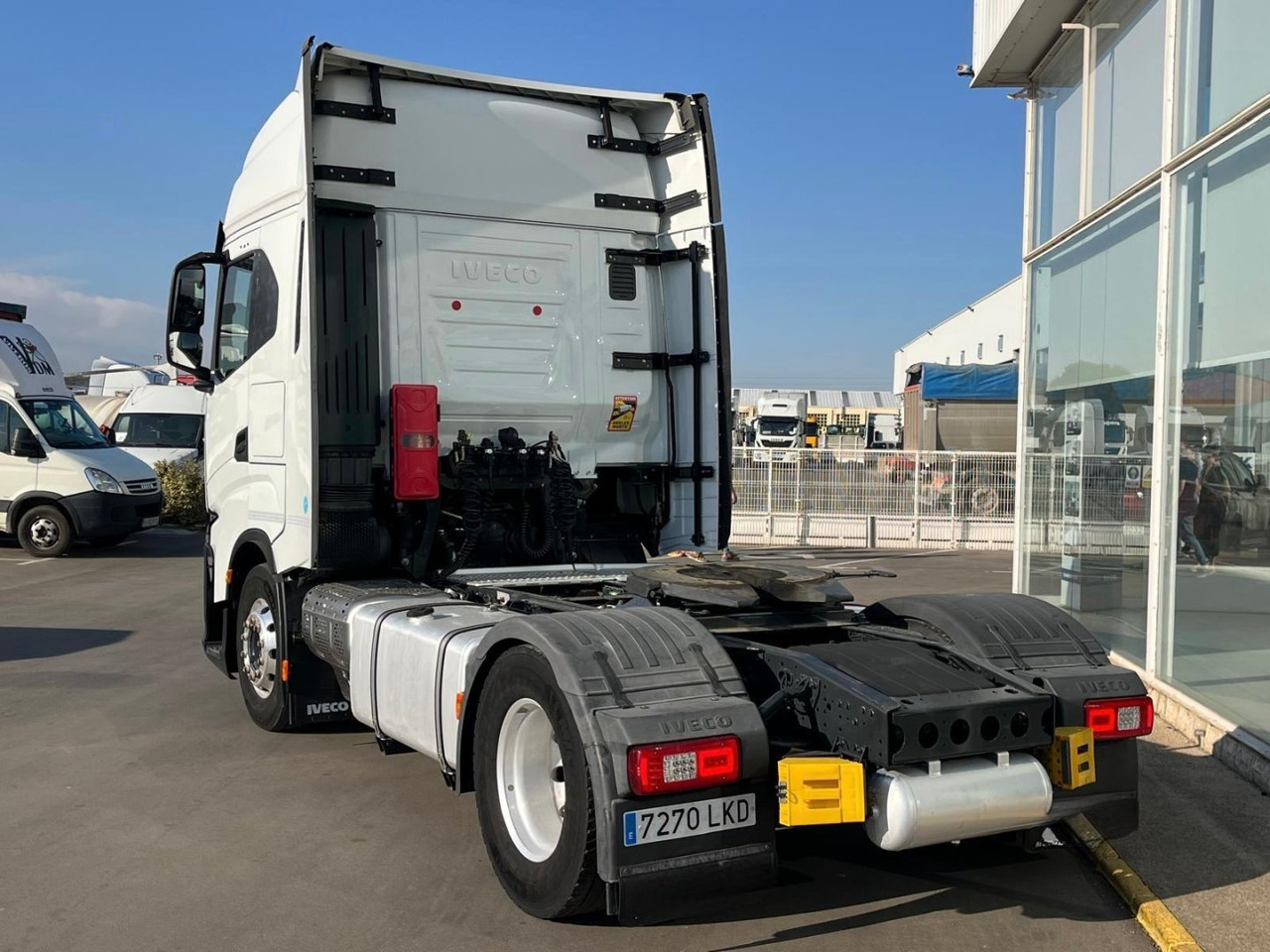 Cabeza Tractora IVECO 460 AUTOMATICO CON INTARDER - Trekker: afbeelding 4 Cabeza Tractora IVECO 460 AUTOMATICO CON INTARDER - Trekker: afbeelding 4