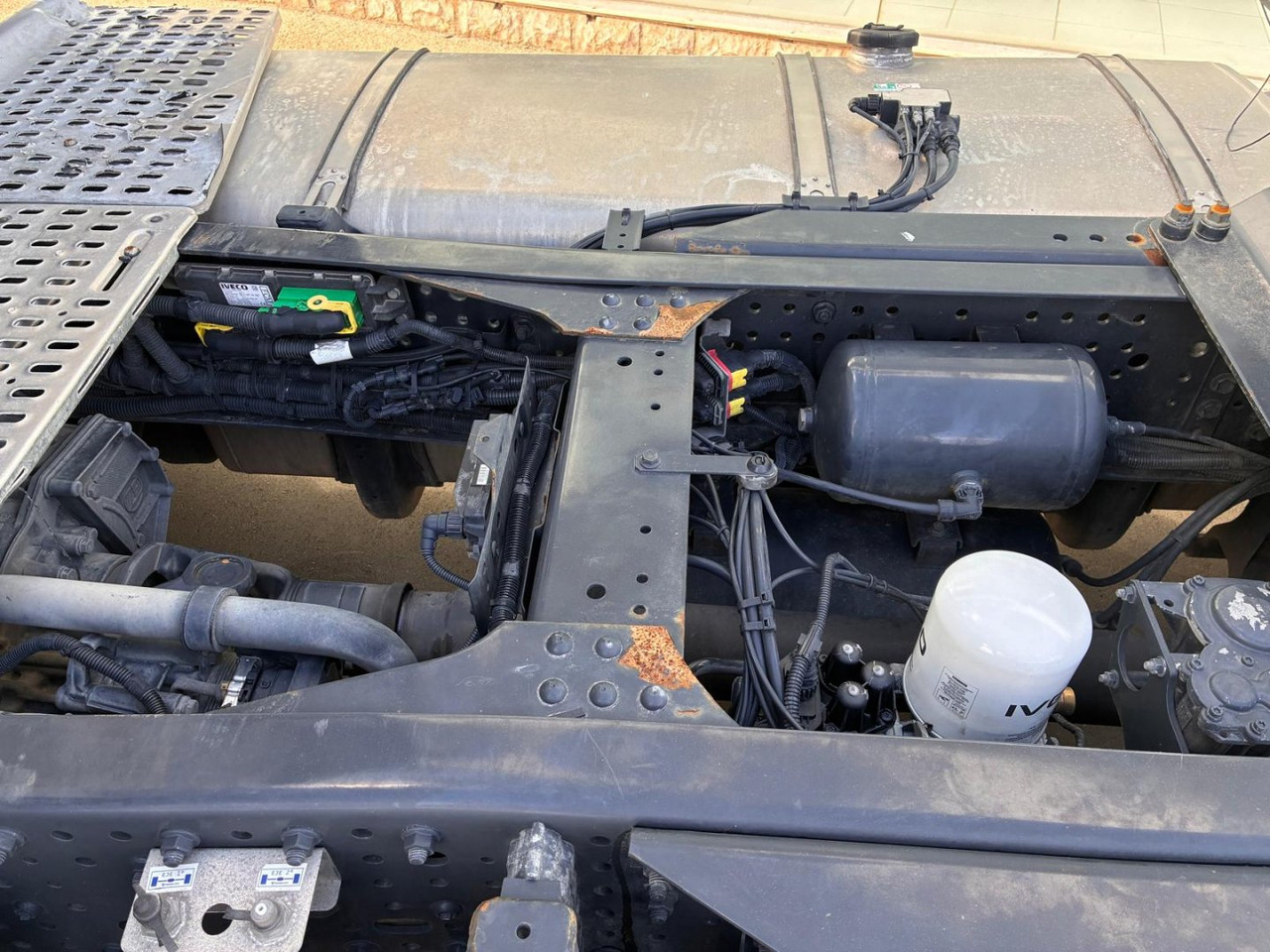 Cabeza Tractora IVECO S-WAY 510 AUTOMATICO CON INTARDER - Trekker: afbeelding 5 Cabeza Tractora IVECO S-WAY 510 AUTOMATICO CON INTARDER - Trekker: afbeelding 5