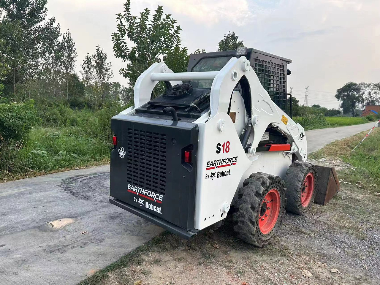 BOBCAT S18 - Schranklader: afbeelding 4 BOBCAT S18 - Schranklader: afbeelding 4