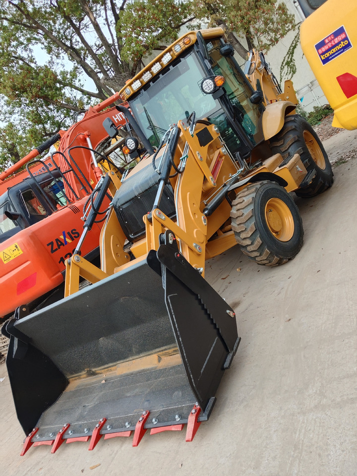 CAT 420F - Graaflaadmachine: afbeelding 2 CAT 420F - Graaflaadmachine: afbeelding 2