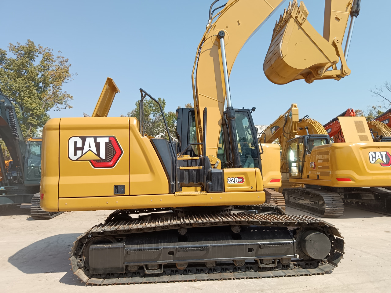 CATERPILLAR 320GC CAT 320 GC - Rupsgraafmachine: afbeelding 1 CATERPILLAR 320GC CAT 320 GC - Rupsgraafmachine: afbeelding 1