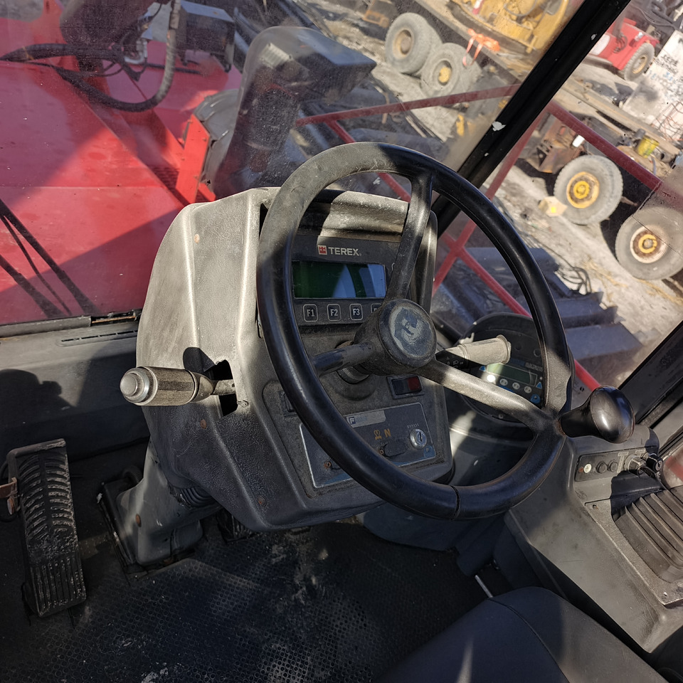 Reach stacker FANTUZZI CS 45 KMHD 45 TON CONTAINER REACH CRANE: afbeelding 21