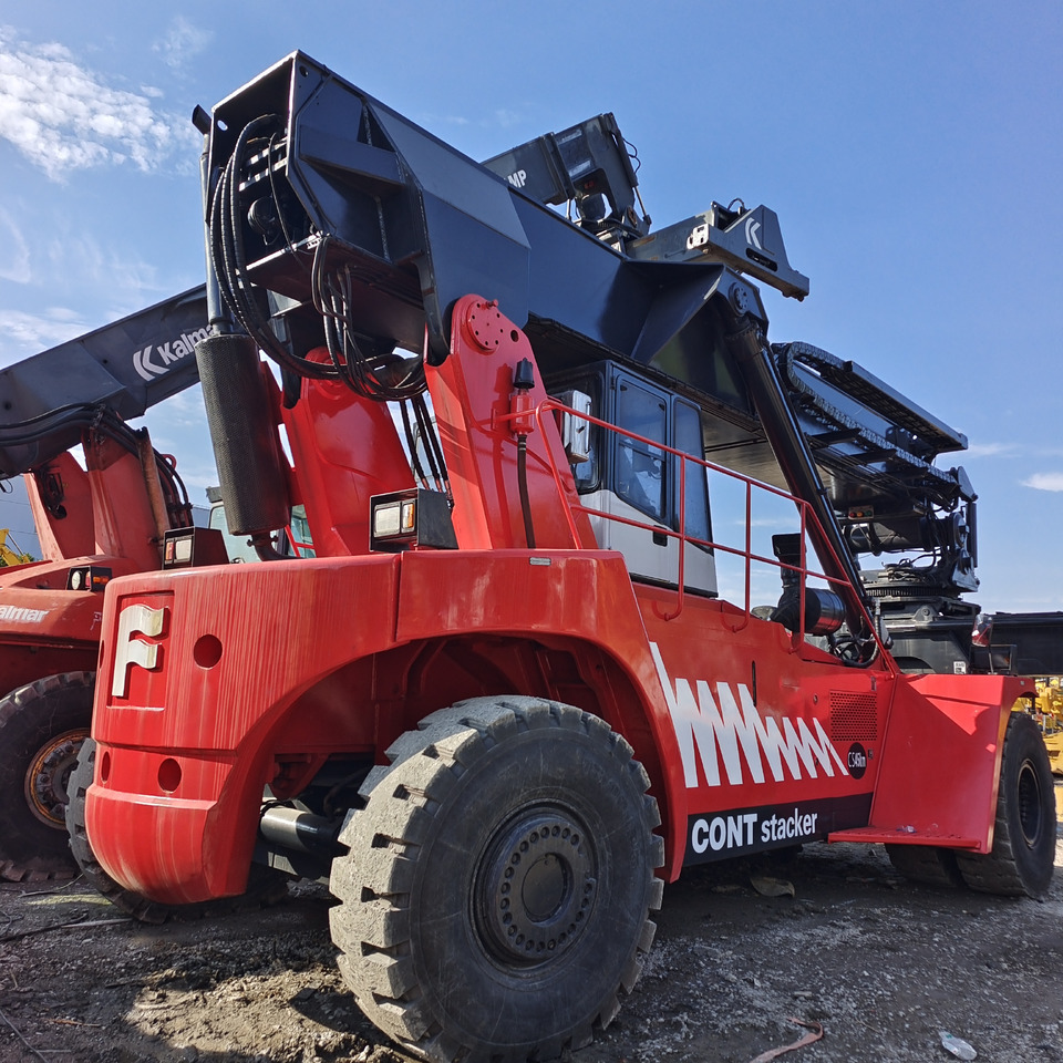 FANTUZZI CS 45 KMHD 45 TON CONTAINER REACH CRANE - Reach stacker: afbeelding 2 FANTUZZI CS 45 KMHD 45 TON CONTAINER REACH CRANE - Reach stacker: afbeelding 2