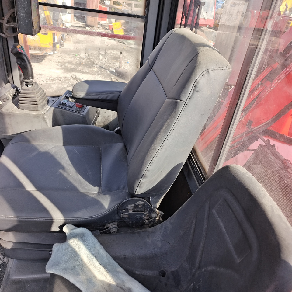 Reach stacker FANTUZZI CS 45 KMHD 45 TON CONTAINER REACH CRANE: afbeelding 27