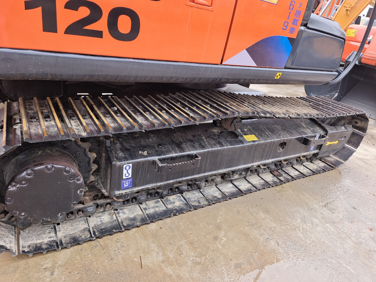 HITACHI ZX120 - Rupsgraafmachine: afbeelding 3 HITACHI ZX120 - Rupsgraafmachine: afbeelding 3