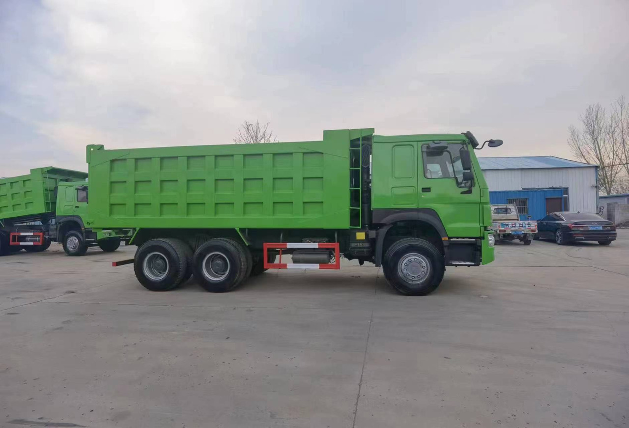 HOWO 375 6*4 - Kipper vrachtwagen: afbeelding 1 HOWO 375 6*4 - Kipper vrachtwagen: afbeelding 1