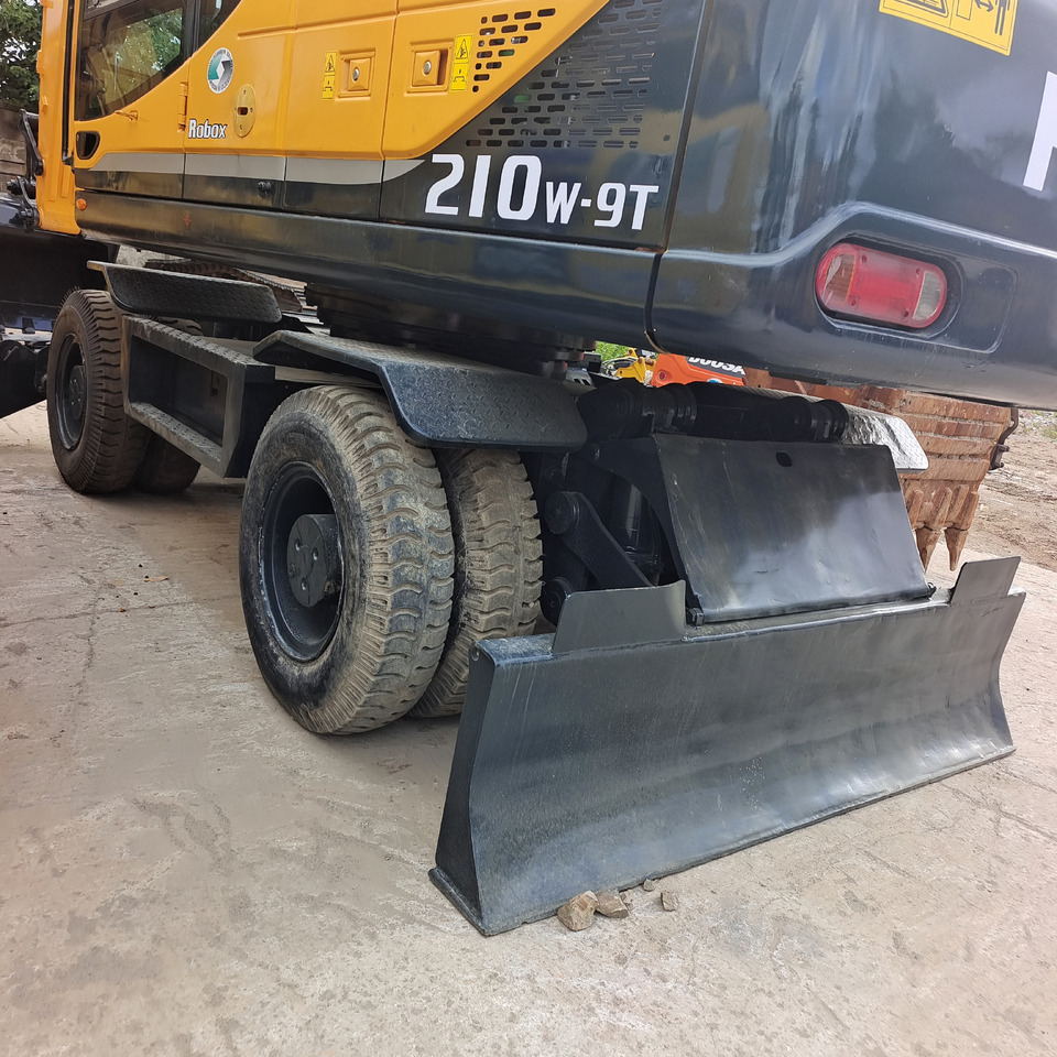 HYUNDAI 210W-9T - Mobiele graafmachine: afbeelding 5 HYUNDAI 210W-9T - Mobiele graafmachine: afbeelding 5