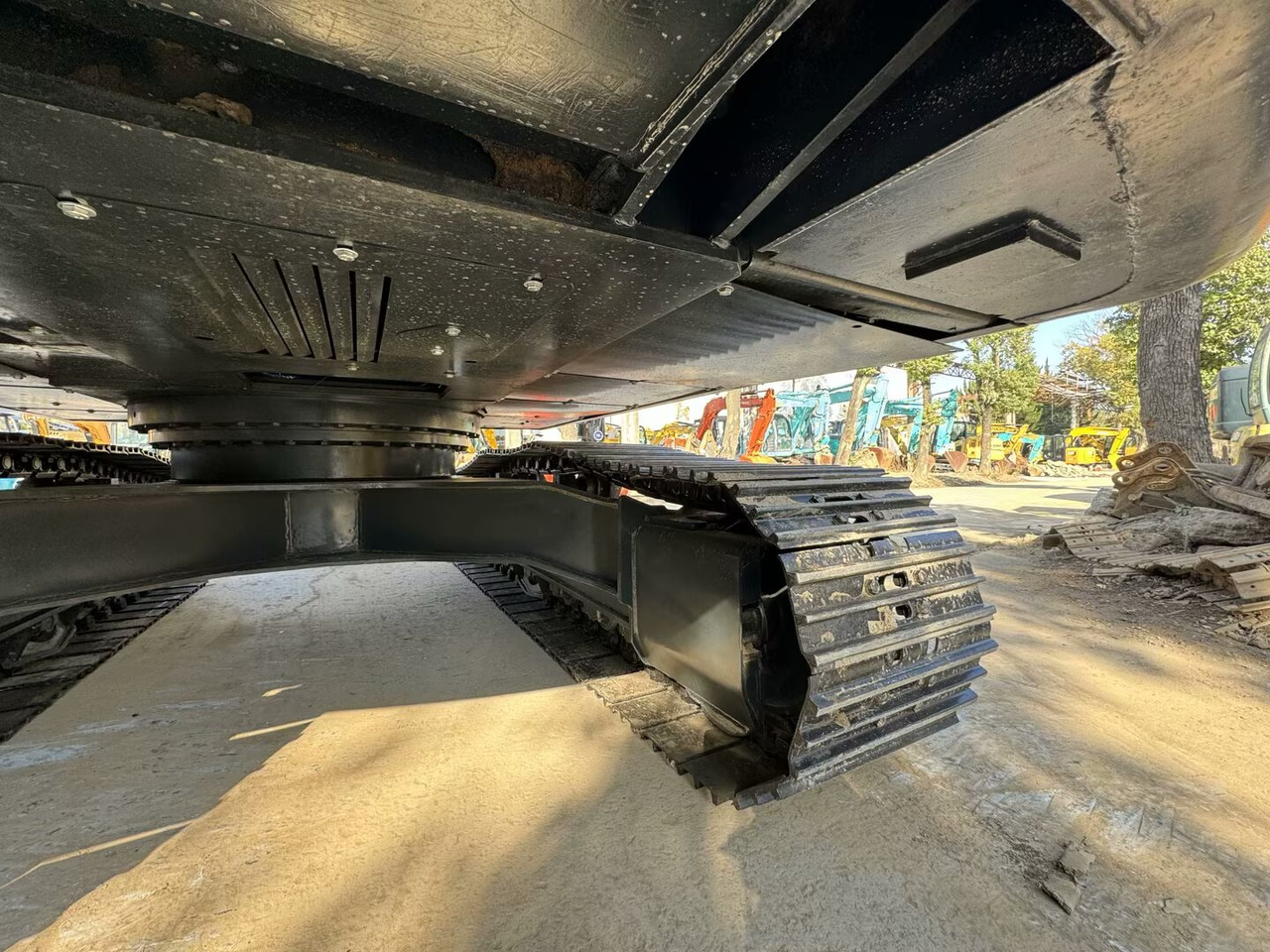 HYUNDAI 220LC-9S 9T - Rupsgraafmachine: afbeelding 2 HYUNDAI 220LC-9S 9T - Rupsgraafmachine: afbeelding 2