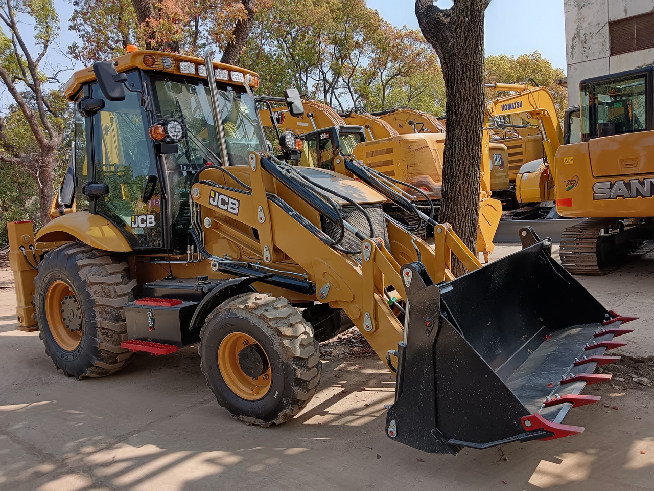 JCB 3CX BRAND NEW - Graaflaadmachine: afbeelding 4 JCB 3CX BRAND NEW - Graaflaadmachine: afbeelding 4