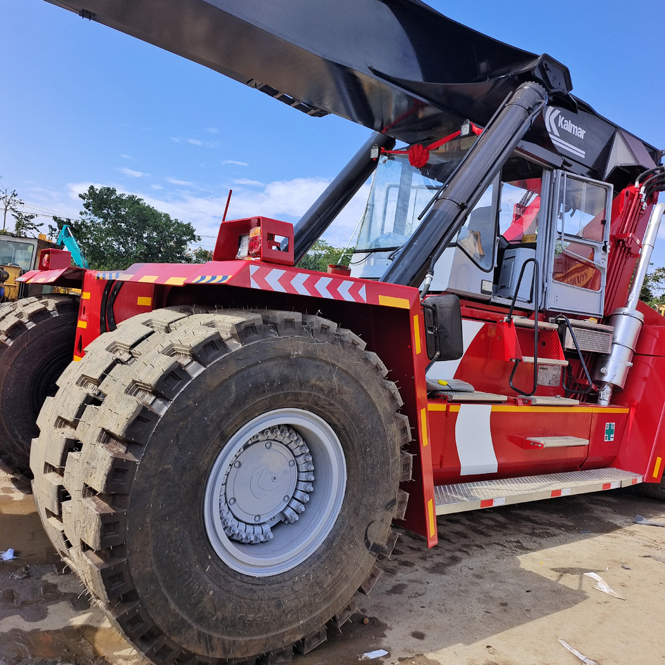 KALMAR DRF 450 DRT450 DRT DRD DRU 450 45 TON - Reach stacker: afbeelding 4 KALMAR DRF 450 DRT450 DRT DRD DRU 450 45 TON - Reach stacker: afbeelding 4