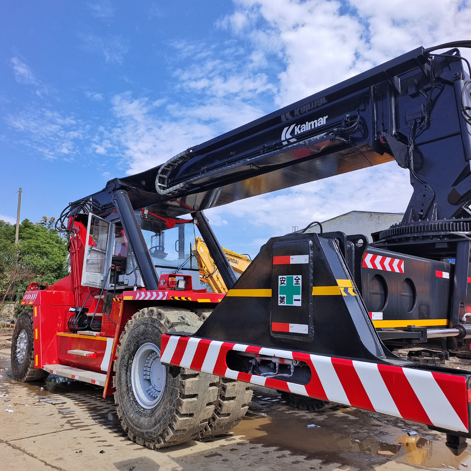 KALMAR DRF 450 DRT450 DRT DRD DRU 450 45 TON - Reach stacker: afbeelding 5 KALMAR DRF 450 DRT450 DRT DRD DRU 450 45 TON - Reach stacker: afbeelding 5