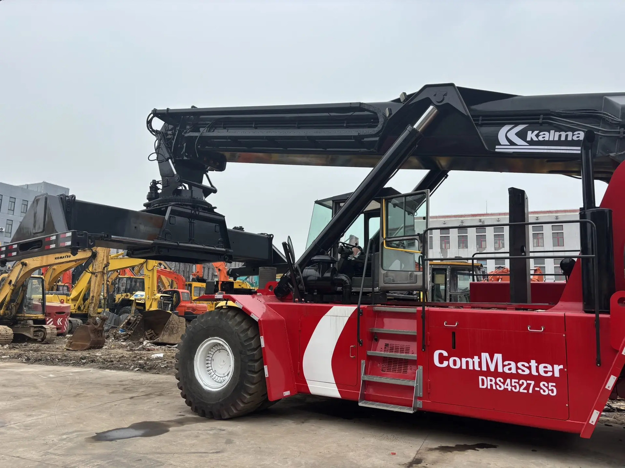 KALMAR DRS4527-S5 - Reach stacker: afbeelding 4 KALMAR DRS4527-S5 - Reach stacker: afbeelding 4