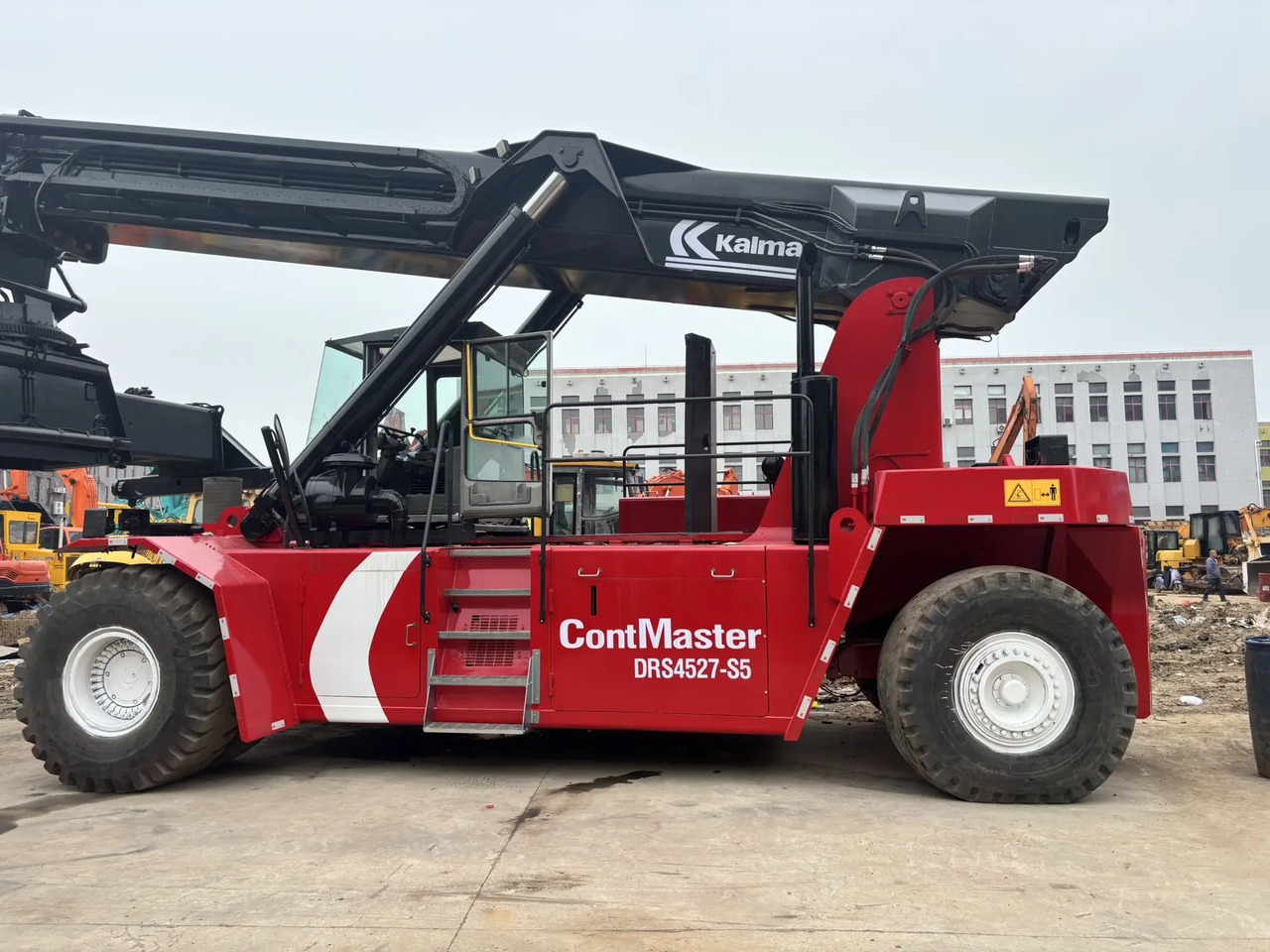 KALMAR DRS4527-S5 DRF450 DRD450 DRT450 - Container heftruck: afbeelding 4 KALMAR DRS4527-S5 DRF450 DRD450 DRT450 - Container heftruck: afbeelding 4