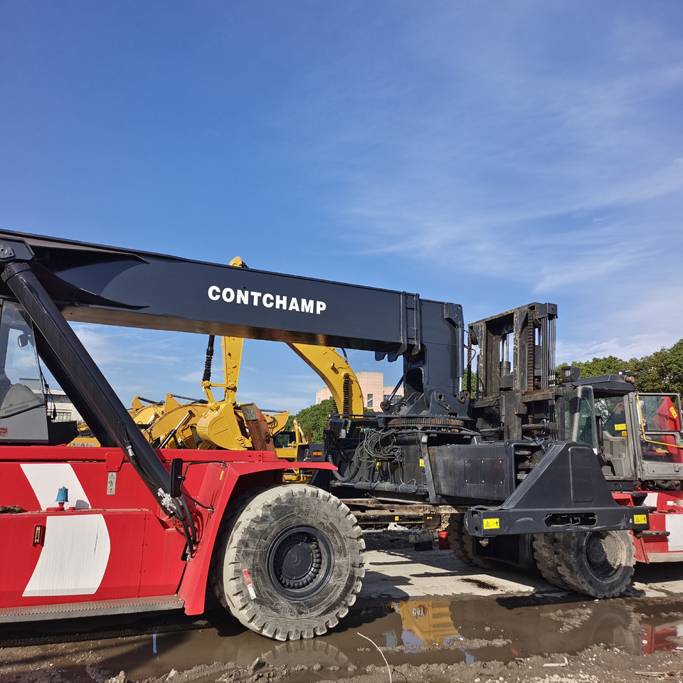 KALMAR DRT450 DRT DRD DRU 450 45 TON - Reach stacker: afbeelding 3 KALMAR DRT450 DRT DRD DRU 450 45 TON - Reach stacker: afbeelding 3
