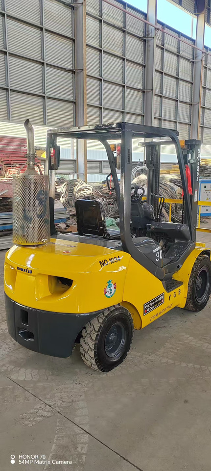 KOMATSU FD 30 - Diesel heftruck: afbeelding 1 KOMATSU FD 30 - Diesel heftruck: afbeelding 1