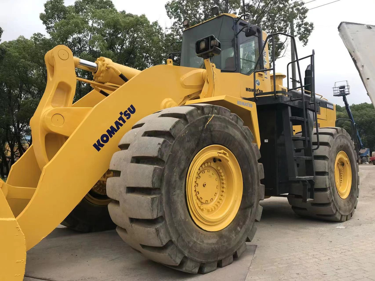 KOMATSU WA600-6 WA 600 - 6 WA380 WA320 - Wiellader: afbeelding 4 KOMATSU WA600-6 WA 600 - 6 WA380 WA320 - Wiellader: afbeelding 4