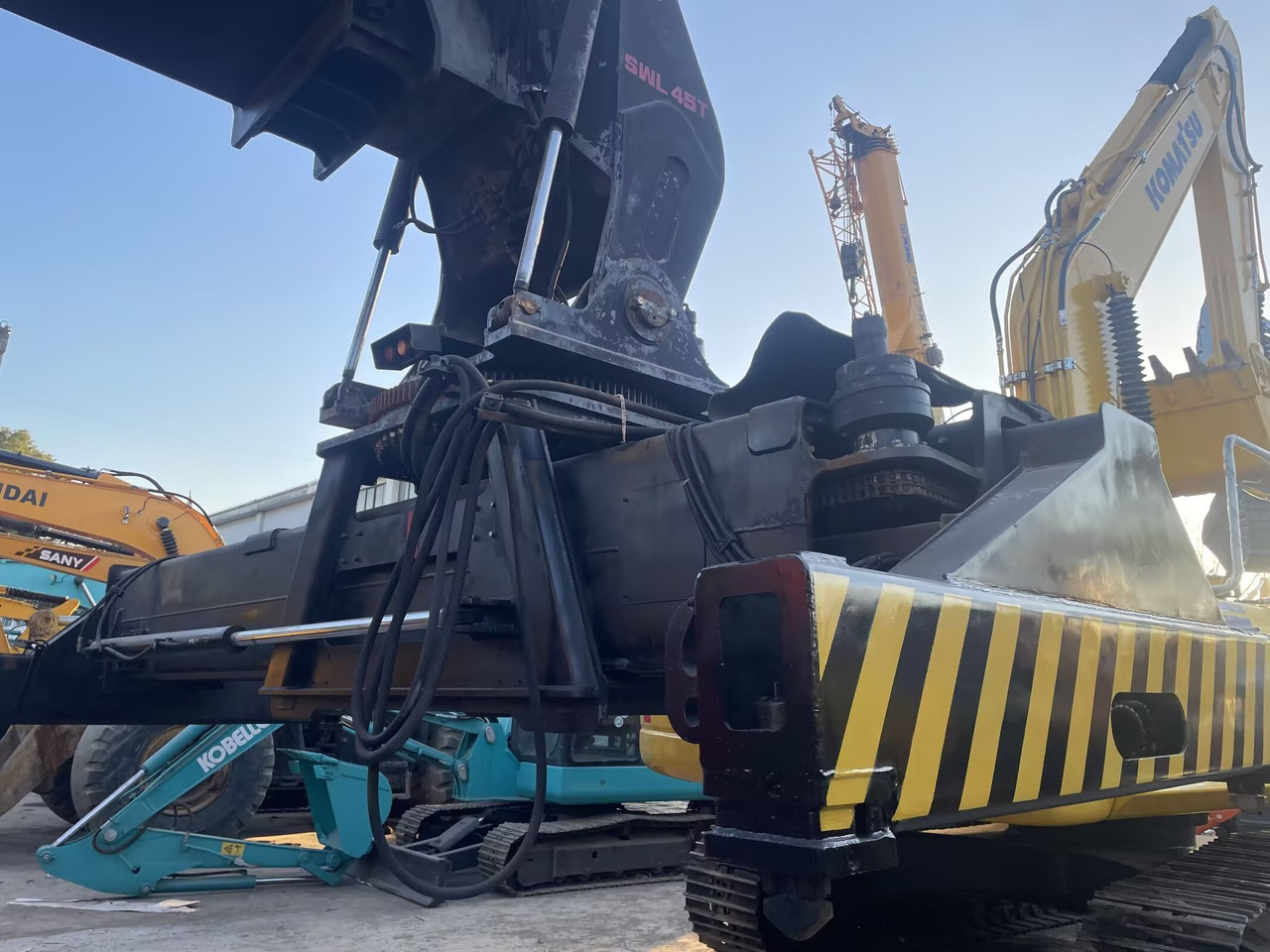 SANY SRSC45C30 - Reach stacker: afbeelding 2 SANY SRSC45C30 - Reach stacker: afbeelding 2