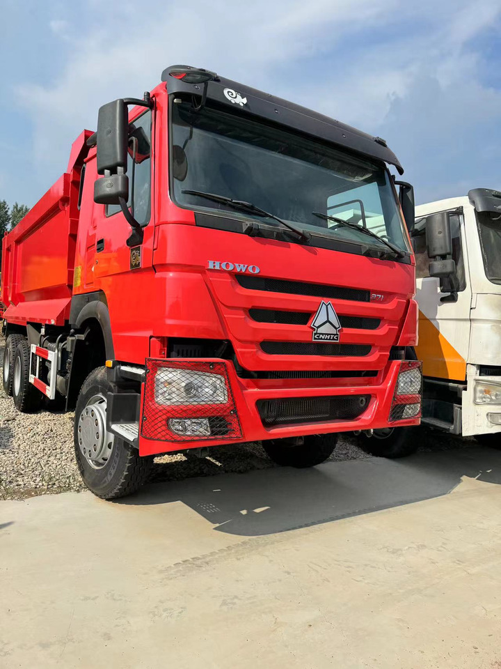 SINOTRUK HOWO 371 DUMP TRUCK 6*4 375 380 400 420 HP - Kipper vrachtwagen: afbeelding 2 SINOTRUK HOWO 371 DUMP TRUCK 6*4 375 380 400 420 HP - Kipper vrachtwagen: afbeelding 2