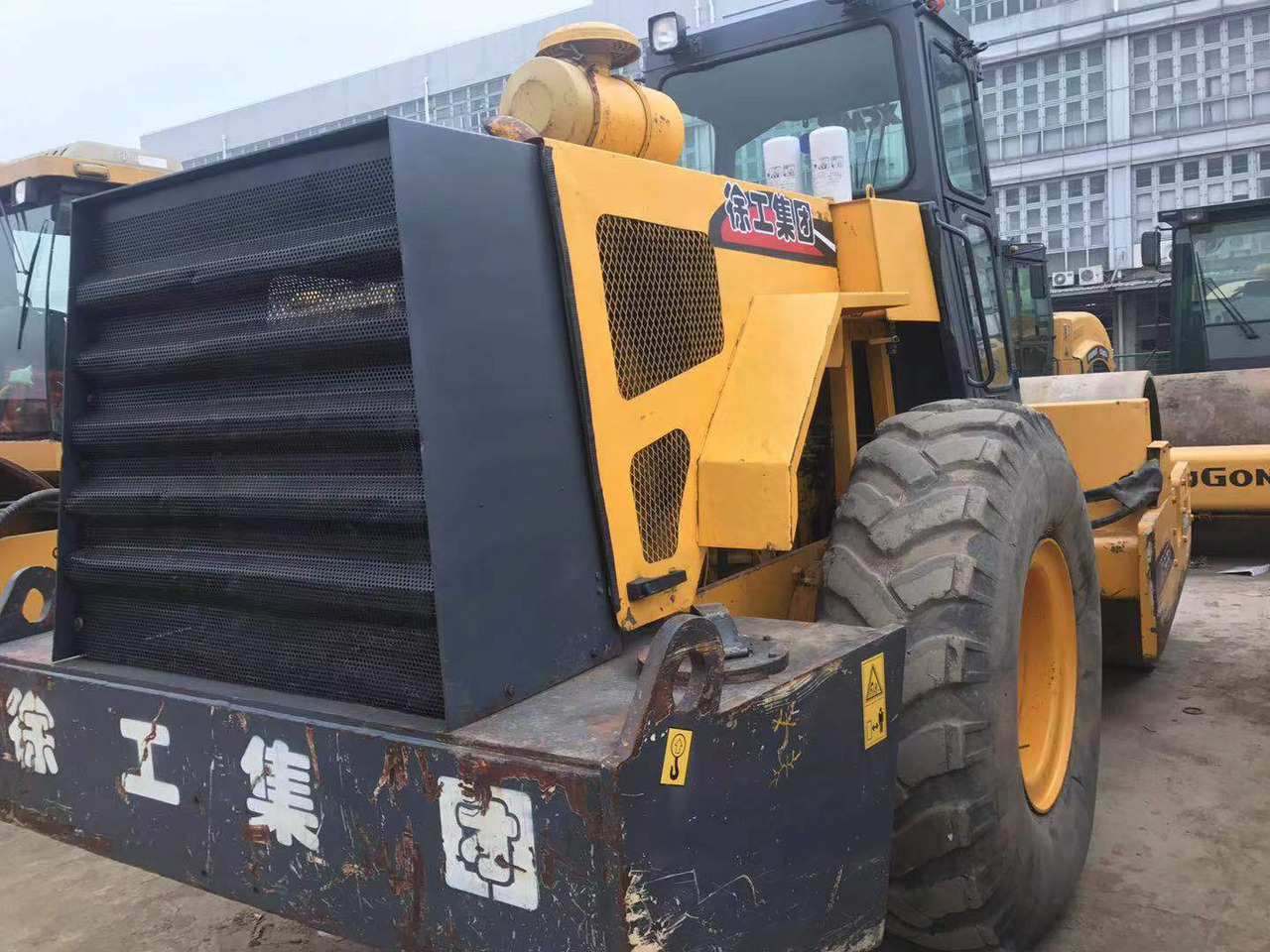 XCMG XS263J ROAD ROLLER XS 263J 223J 203J - Schapenpootwals/ Grondverdichter: afbeelding 4 XCMG XS263J ROAD ROLLER XS 263J 223J 203J - Schapenpootwals/ Grondverdichter: afbeelding 4