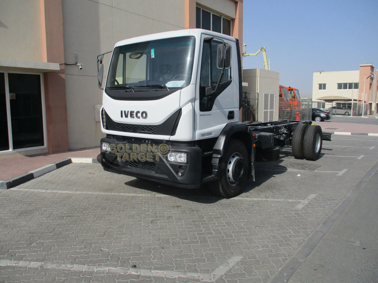 IVECO EUROCARGO 180E28 4x2 Chassis - Chassis vrachtwagen: afbeelding 2 IVECO EUROCARGO 180E28 4x2 Chassis - Chassis vrachtwagen: afbeelding 2