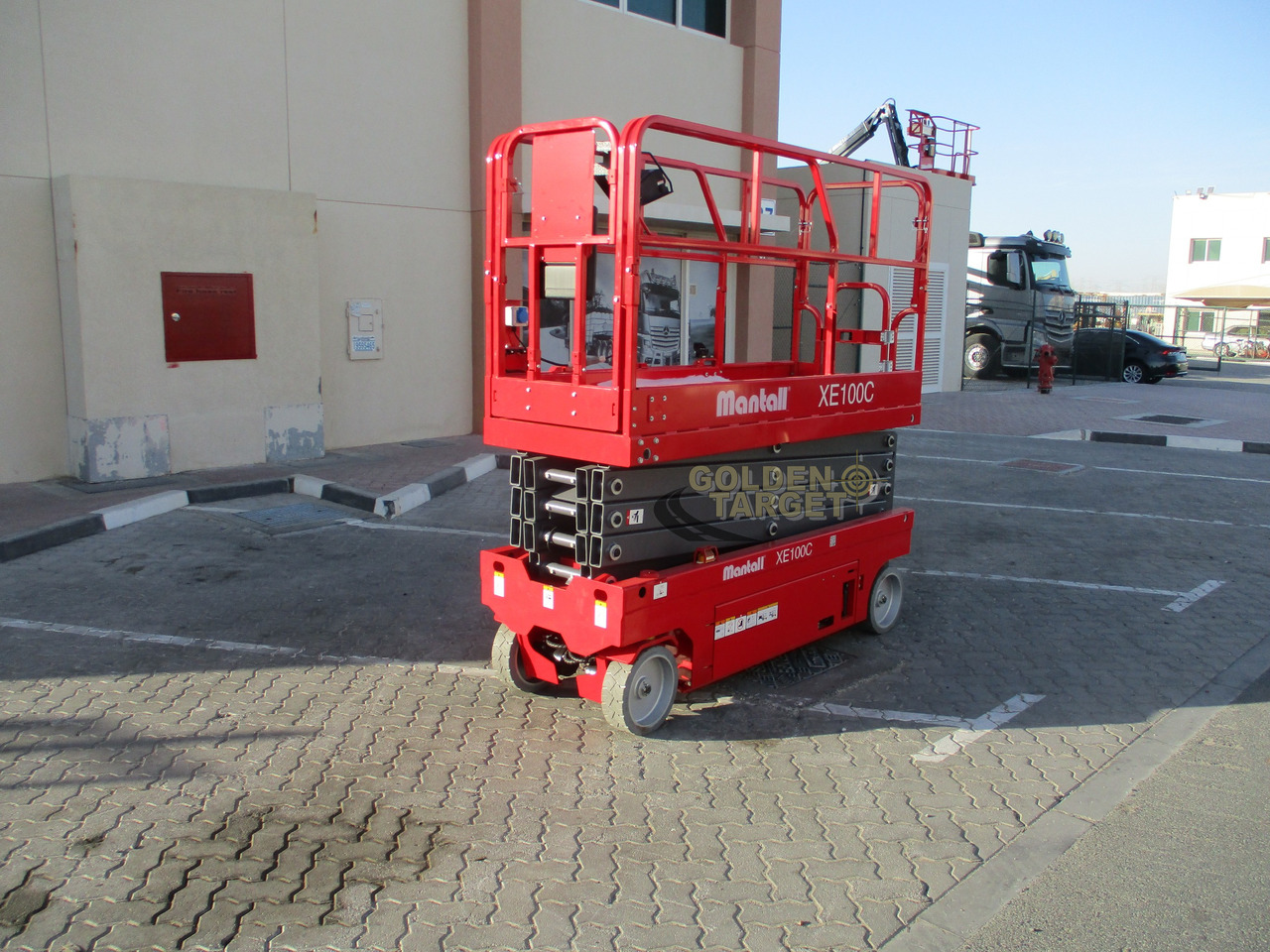 MANTALL XE100C-2024 Scissor Lift - Schaarlift: afbeelding 2 MANTALL XE100C-2024 Scissor Lift - Schaarlift: afbeelding 2