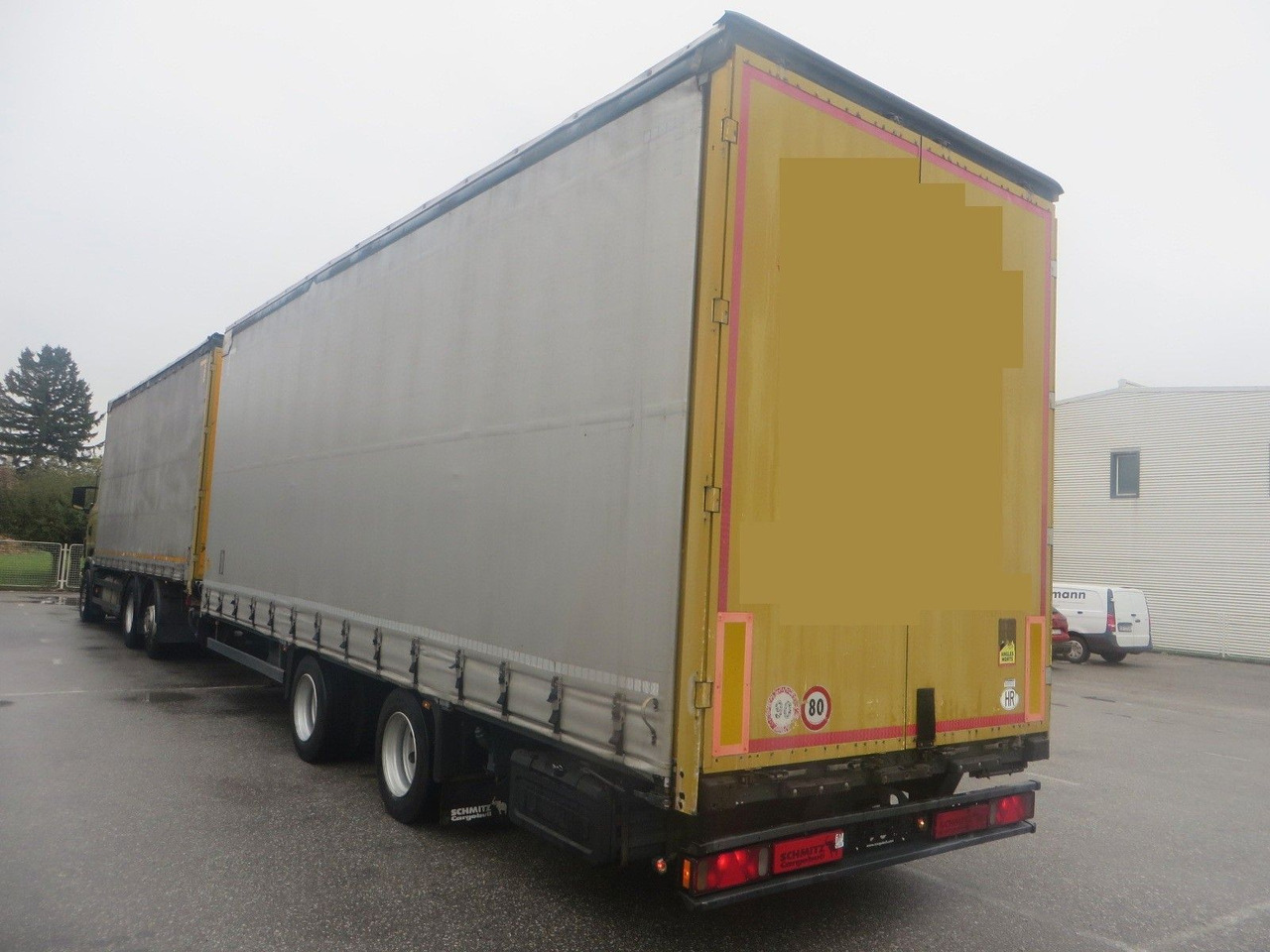Scania R420 6x2 tandem 115m3 - Schuifzeilen vrachtwagen: afbeelding 4 Scania R420 6x2 tandem 115m3 - Schuifzeilen vrachtwagen: afbeelding 4