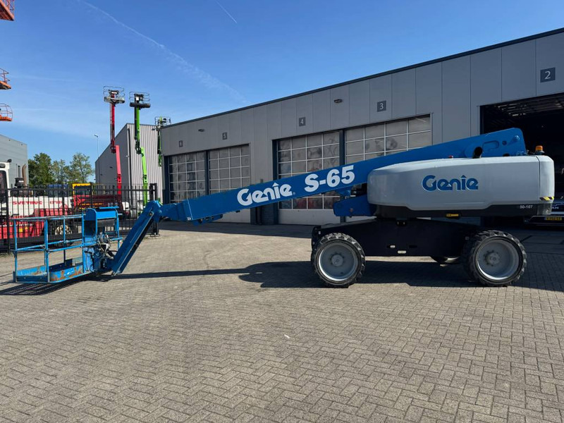Genie S 65 - Telescoophoogwerker: afbeelding 1 Genie S 65 - Telescoophoogwerker: afbeelding 1