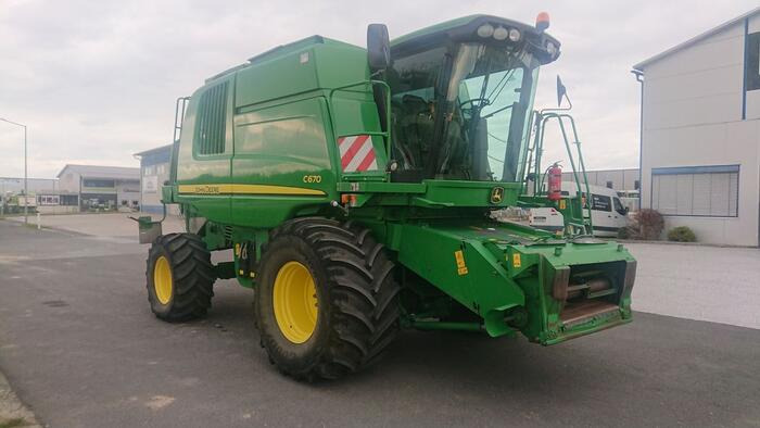 John Deere C 670 - Maaidorser: afbeelding 1 John Deere C 670 - Maaidorser: afbeelding 1