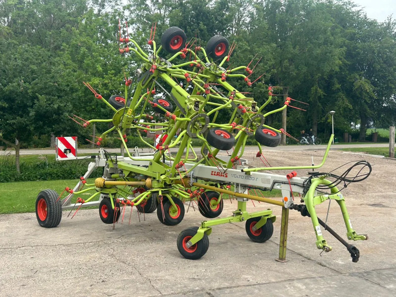 Claas Volto 1320 T Gedragen 13 meter schudder - Hooischudder: afbeelding 1 Claas Volto 1320 T Gedragen 13 meter schudder - Hooischudder: afbeelding 1